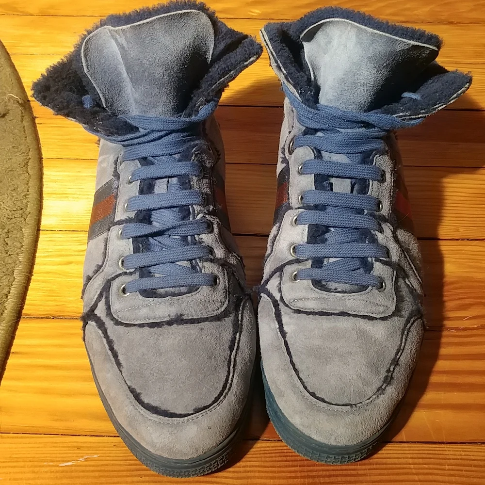 Vintage Gucci sneakers